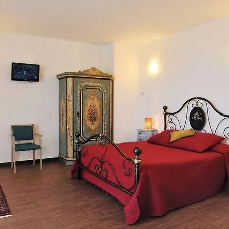 فندق مبيت وإفطار Ernestina كاستيلانا غروتي