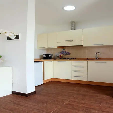 فندق مبيت وإفطار Ernestina 2*
